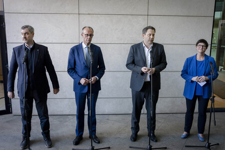 Gemeinsames Auftaktstatement der Parteivorsitzenden von CDU, CSU und SPD zur Bildung einer neuen Regierungskoalition in Berlin