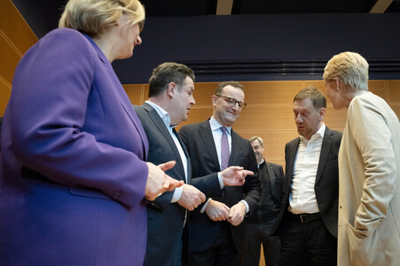 Gemeinsames Auftaktstatement der Parteivorsitzenden von CDU, CSU und SPD zur Bildung einer neuen Regierungskoalition in Berlin