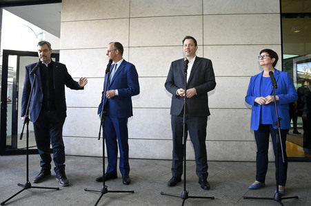 Gemeinsames Auftaktstatement der Parteivorsitzenden von CDU, CSU und SPD zur Bildung einer neuen Regierungskoalition in Berlin