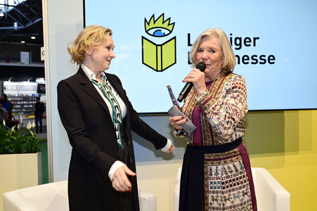 Dana Golombek von Senden und Jutta Speidel auf der Leipziger Buchmesse 2025