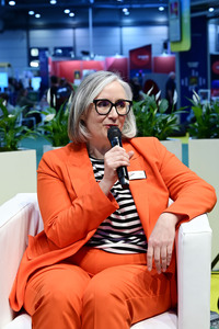 Katja Meinecke-Meurer und Lena Stenz auf der Leipziger Buchmesse 2025