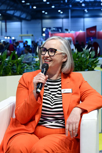 Katja Meinecke-Meurer und Lena Stenz auf der Leipziger Buchmesse 2025