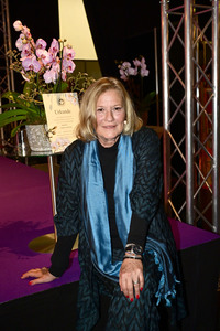 Taufe einer Orchidee auf den Namen 'Suzanne von Borsody' in Dresden