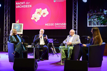 Taufe einer Orchidee auf den Namen 'Suzanne von Borsody' in Dresden