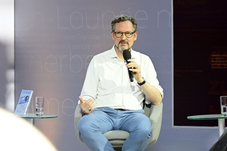 Eckart von Hirschhausen auf der Leipziger Buchmesse 2025