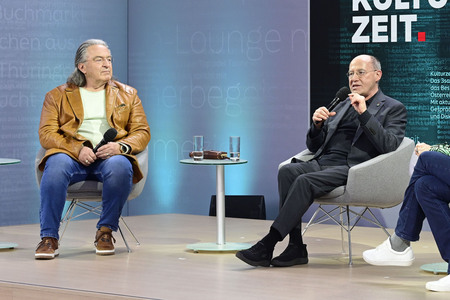 Peter-Michael Diestel und Gregor Gysi auf der Leipziger Buchmesse 2025