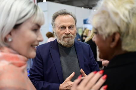 Sektempfang mit Franco Nero auf der Leipziger Buchmesse 2025