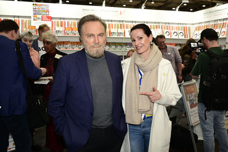 Sektempfang mit Franco Nero auf der Leipziger Buchmesse 2025