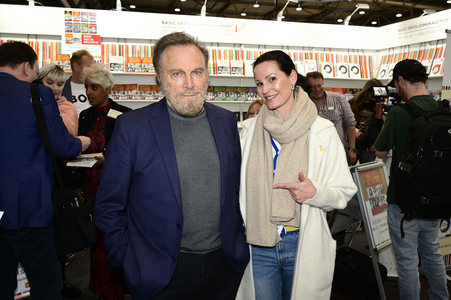 Sektempfang mit Franco Nero auf der Leipziger Buchmesse 2025