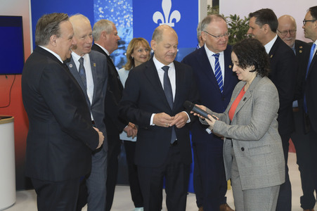 Eröffnungsrundgang auf der Hannover Messe 2025