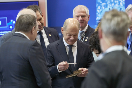 Eröffnungsrundgang auf der Hannover Messe 2025