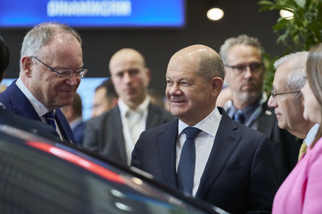 Eröffnungsrundgang auf der Hannover Messe 2025