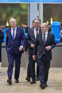 Eröffnungsrundgang auf der Hannover Messe 2025