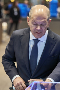 Eröffnungsrundgang auf der Hannover Messe 2025