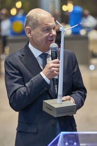 Eröffnungsrundgang auf der Hannover Messe 2025