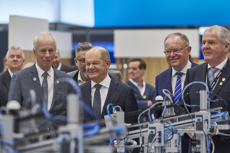 Eröffnungsrundgang auf der Hannover Messe 2025