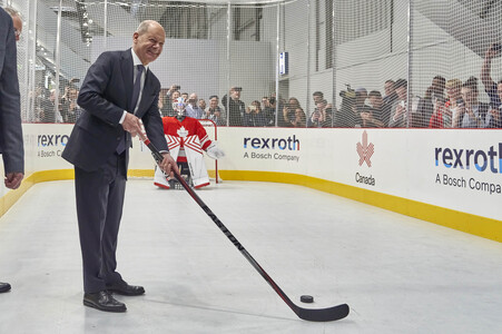 Eröffnungsrundgang auf der Hannover Messe 2025