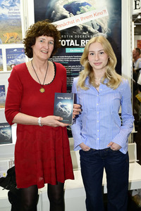 Kerstin Doerenbruch und Ivy Josefine Ullrich auf der Leipziger Buchmesse 2025