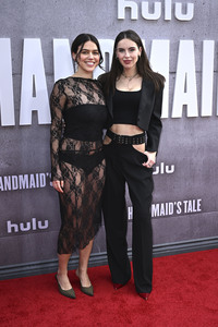Season 6 Premiere 'The Handmaid's Tale: Der Report der Magd' in Los Angeles