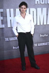 Season 6 Premiere 'The Handmaid's Tale: Der Report der Magd' in Los Angeles