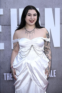 Season 6 Premiere 'The Handmaid's Tale: Der Report der Magd' in Los Angeles