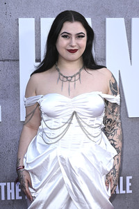 Season 6 Premiere 'The Handmaid's Tale: Der Report der Magd' in Los Angeles