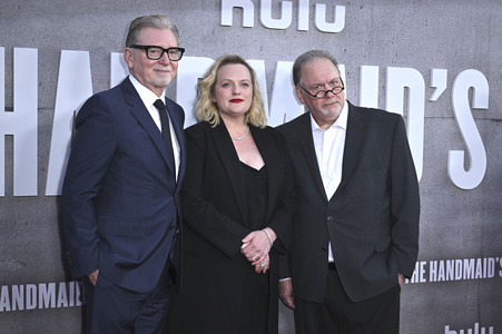 Season 6 Premiere 'The Handmaid's Tale: Der Report der Magd' in Los Angeles