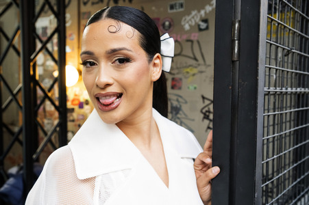 Seriepremiere 'Dulceida al desnudo 2+1' in Madrid