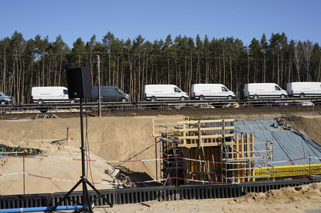 Spatenstich für den neuen Bahnhof Fangschleuse in Grünheide