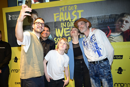 Filmpremiere 'Mit der Faust in die Welt schlagen' in Görlitz