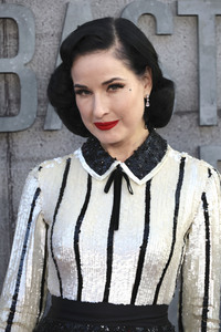 Season 6 Premiere 'The Handmaid's Tale: Der Report der Magd' in Los Angeles