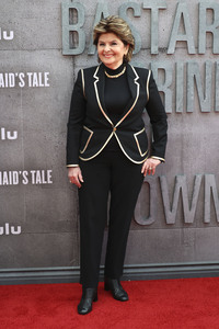 Season 6 Premiere 'The Handmaid's Tale: Der Report der Magd' in Los Angeles