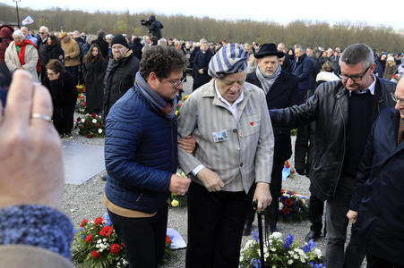 Kranzniederlegung zum 80. Jahrestag der Befreiung des Konzentrationslagers Buchenwald