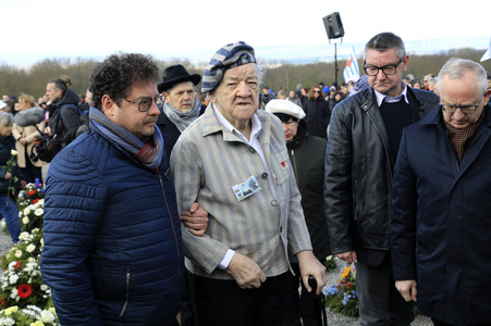 Kranzniederlegung zum 80. Jahrestag der Befreiung des Konzentrationslagers Buchenwald