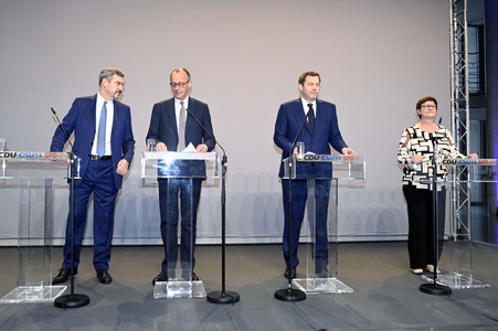 Pressekonferenz von CDU, CSU und SPD in Berlin