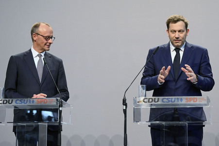 Pressekonferenz von CDU, CSU und SPD in Berlin