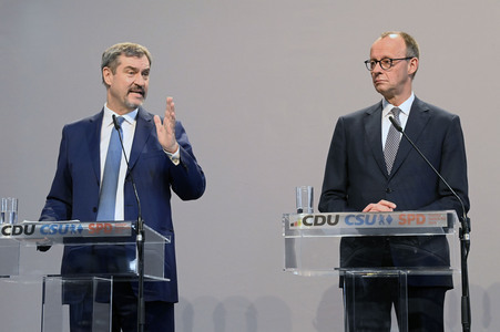 Pressekonferenz von CDU, CSU und SPD in Berlin