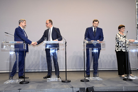 Pressekonferenz von CDU, CSU und SPD in Berlin