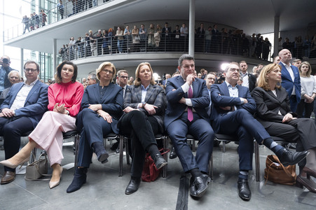 Pressekonferenz von CDU, CSU und SPD in Berlin