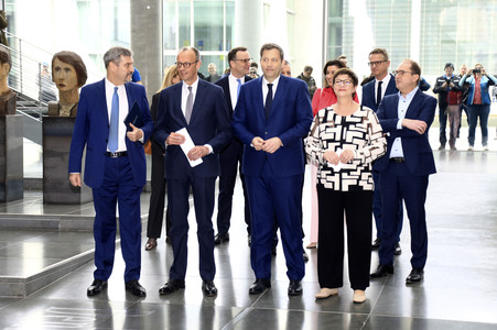 Pressekonferenz von CDU, CSU und SPD in Berlin