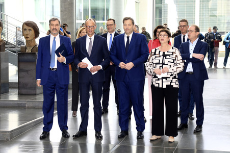 Pressekonferenz von CDU, CSU und SPD in Berlin