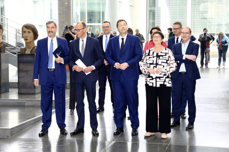 Pressekonferenz von CDU, CSU und SPD in Berlin