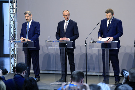 Pressekonferenz von CDU, CSU und SPD in Berlin