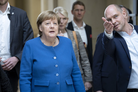 Radioshow mit Angela Merkel in Berlin