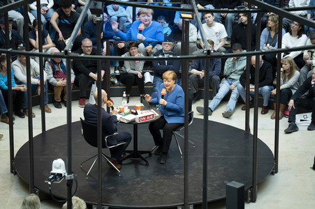 Radioshow mit Angela Merkel in Berlin
