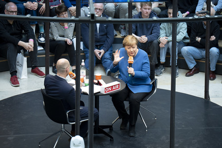 Radioshow mit Angela Merkel in Berlin