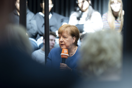 Radioshow mit Angela Merkel in Berlin