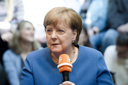 Radioshow mit Angela Merkel in Berlin