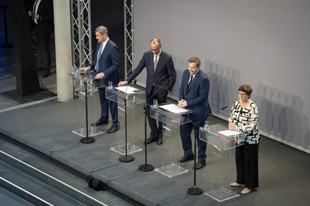 Pressekonferenz von CDU, CSU und SPD in Berlin