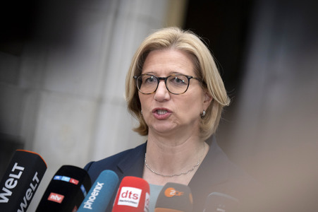 1053. Bundesratssitzung in Berlin